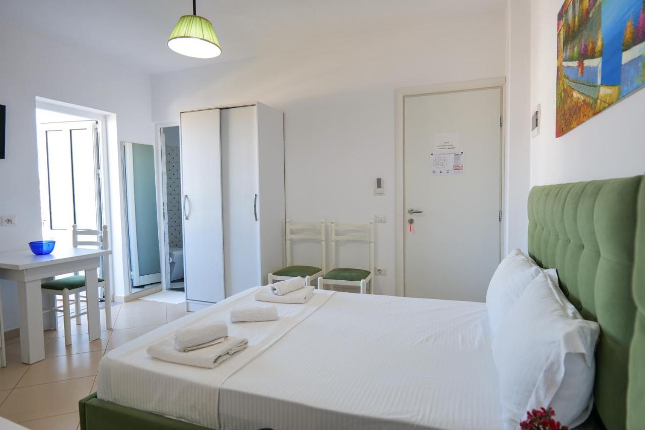 Gerard Hotel *